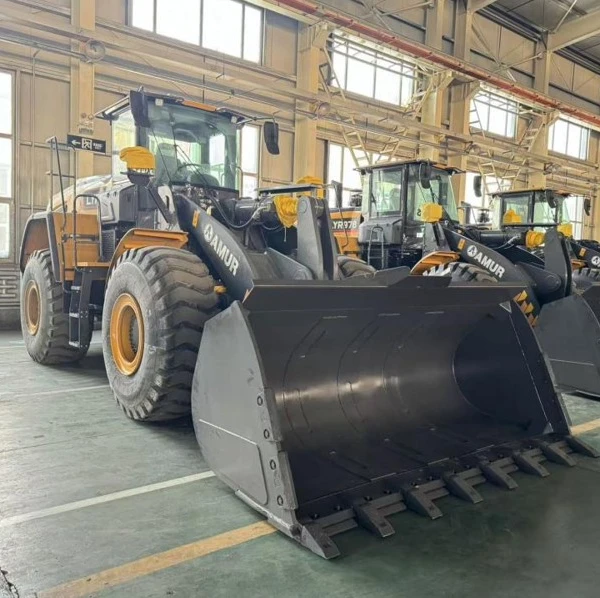 Фронтальный колёсный карьерный погрузчик AMUR LYR 978