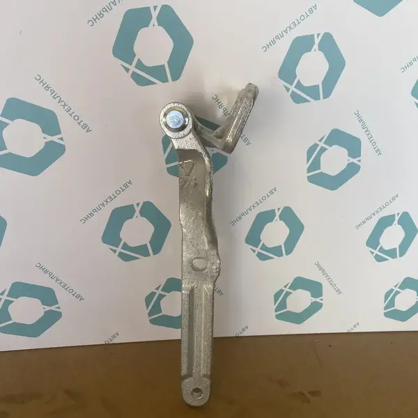 Петля капота правая. Аналог для VOLVO FH/FM Vers.4/5. VO 82320177 (INV5146)