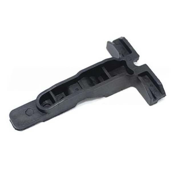 Скоба-кронштейн решетки радиатора центральный. Аналог для VOLVO FH/FM Vers.4/5. VO 84025801 (INV5210)