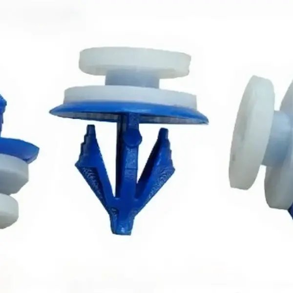 Клипса-фиксатор панелей 100шт. Аналог для VOLVO FH/FM Vers.4/5. VO 82248433 (INV5368)