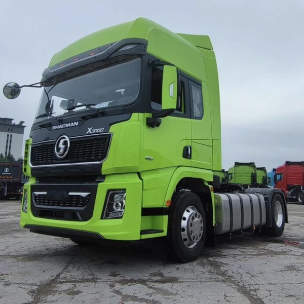 Тягач Shacman SX418843381 кабина X3000