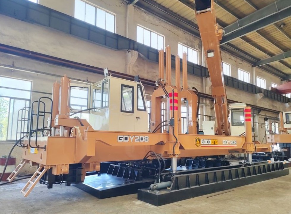 Гидростатический сваебойный копер GOODENG GPY208