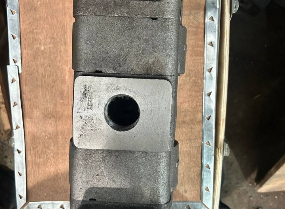 Насос гидравлический Parker ( WB 122117855 )