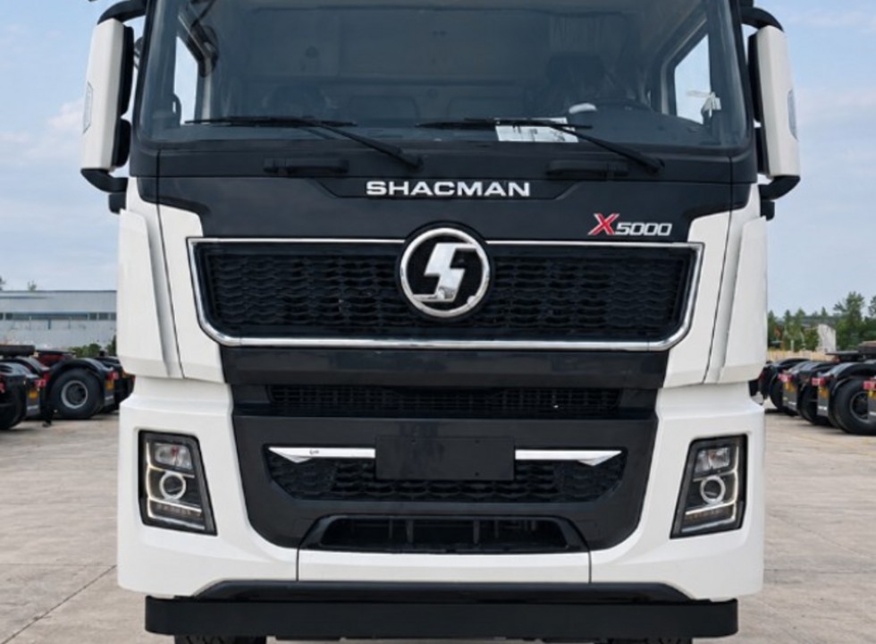 Тягач 6×6 SHACMAN X3000 550 л.с.