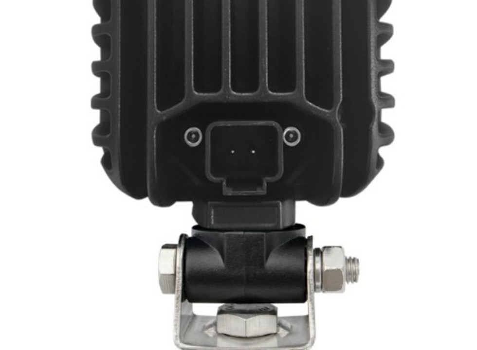 Фара светодиодная CRAFTLINE 50W 4500Lm 9-32V DC Flood IP68 (CL-4201-50).