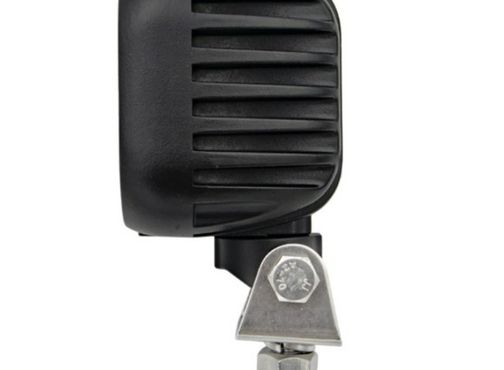Фара светодиодная CRAFTLINE 50W 4500Lm 9-32V DC Flood IP68 (CL-4201-50).