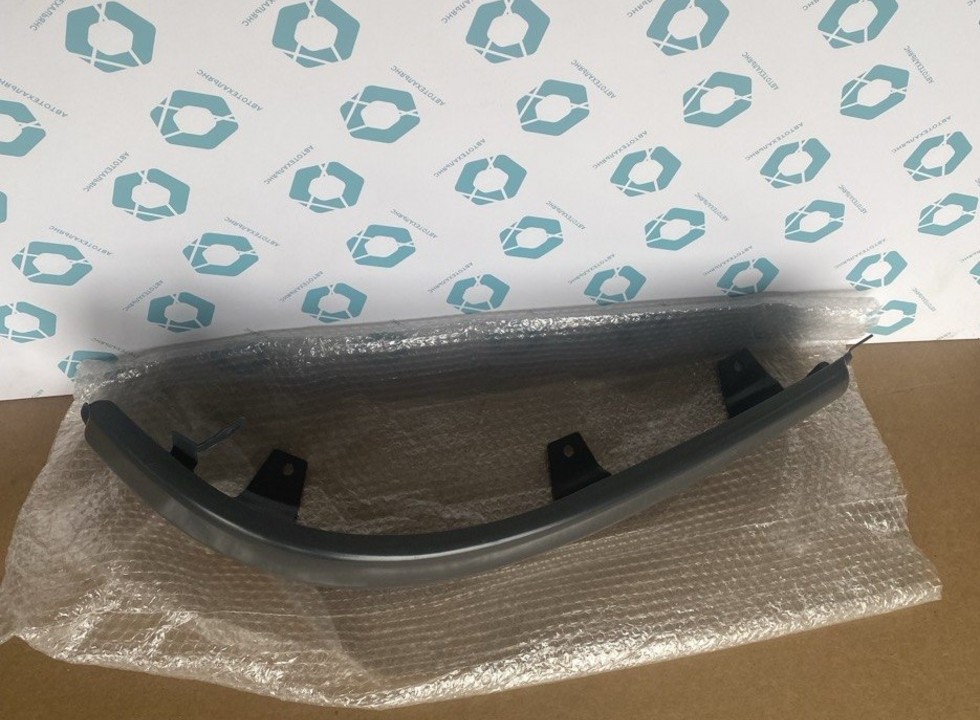 Левая часть бампера для грузовой машины. Аналог для VOLVO FH/FM Vers.4/5. VO 21838944 (INV5035)