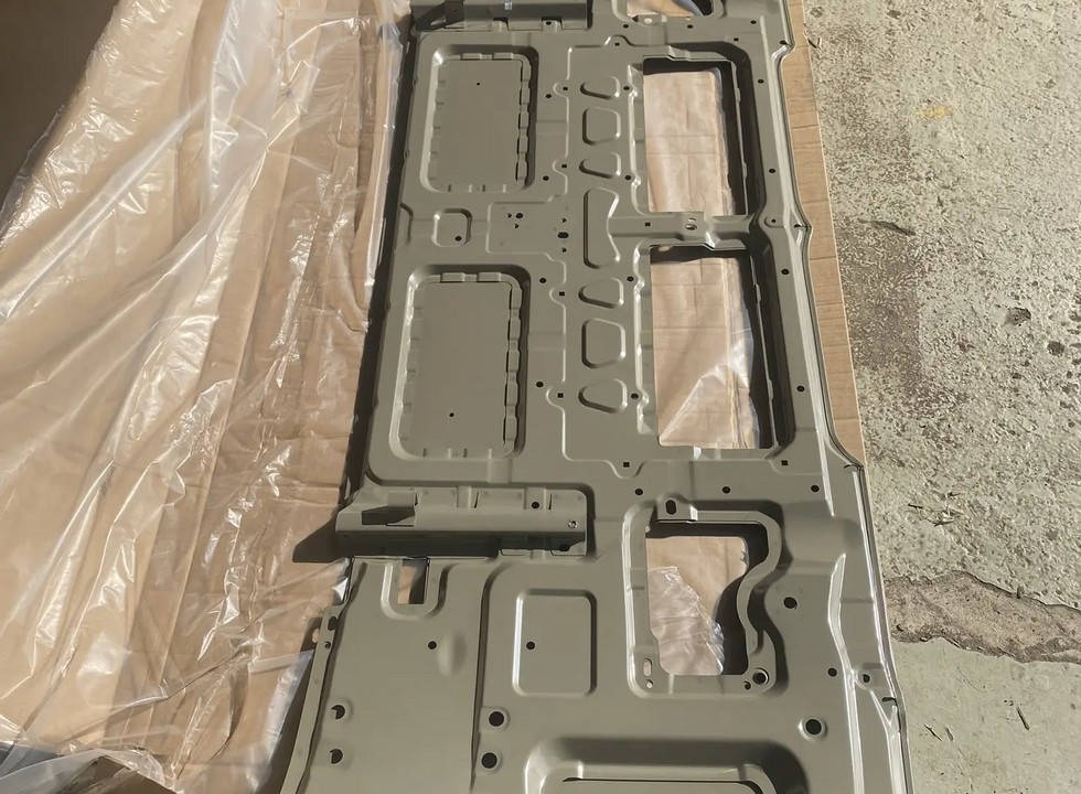Передняя панель капота. Аналог для VOLVO FH/FM Vers.4/5. VO 82360122 (INV5036)
