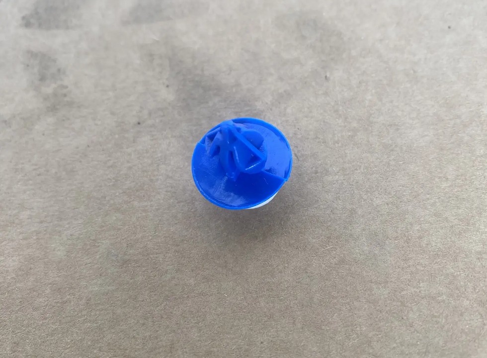 Клипса-фиксатор панелей 100шт. Аналог для VOLVO FH/FM Vers.4/5. VO 82248433 (INV5368)