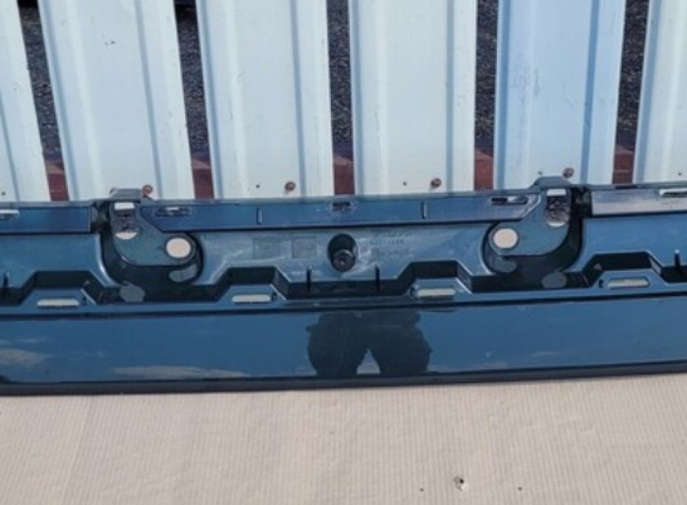 Козырек солнцезащитный, нижняя часть. Аналог для VOLVO FH/FM Vers.4/5. VO 84014254 (INV5019)