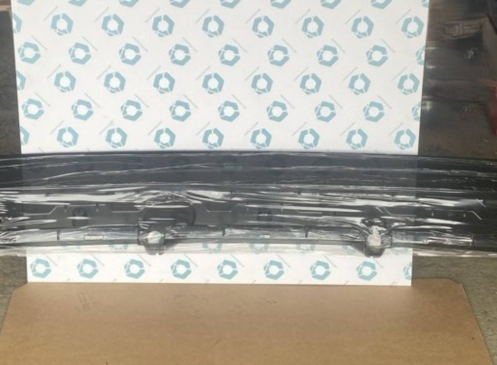 Козырек солнцезащитный, нижняя часть. Аналог для VOLVO FH/FM Vers.4/5. VO 84014254 (INV5019)