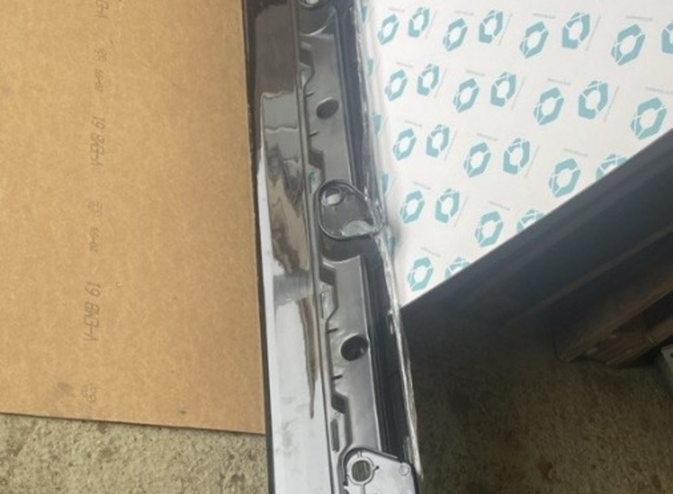 Козырек солнцезащитный, нижняя часть. Аналог для VOLVO FH/FM Vers.4/5. VO 84014254 (INV5019)