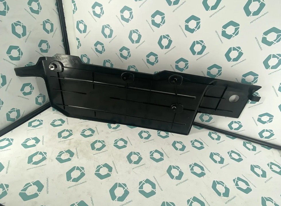 Крышка фары левой. Аналог для VOLVO FH/FM Vers.4/5. VO 84139886 (INV5114)