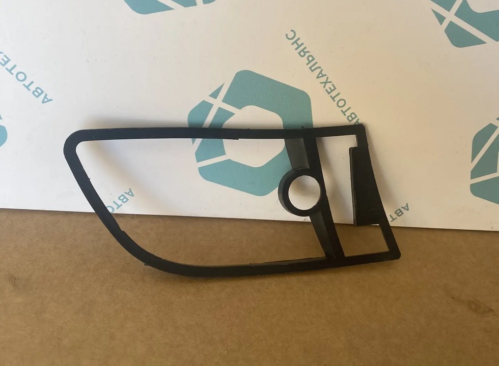 Корпус правой наружной ручки двери грузовика  угловой. Аналог для VOLVO FH/FM Vers.4/5. VO 82412176 (INV5304-5)