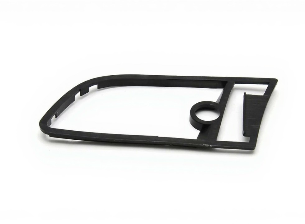 Корпус правой наружной ручки двери грузовика  угловой. Аналог для VOLVO FH/FM Vers.4/5. VO 82412176 (INV5304-5)