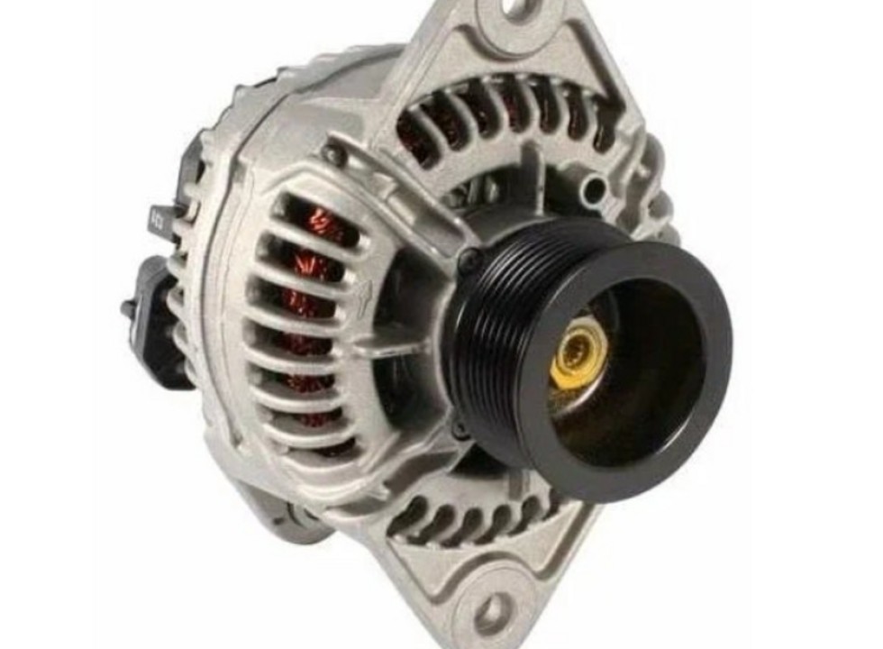 Генератор VOLVO MG817 MAHLE (22591472)