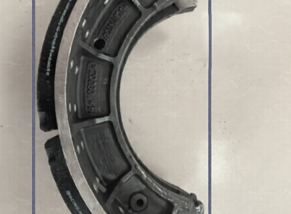 Колодка тормозная среднего/заднего моста (с накладками)  LGMG MT60/MT86 (DZ90149346031)