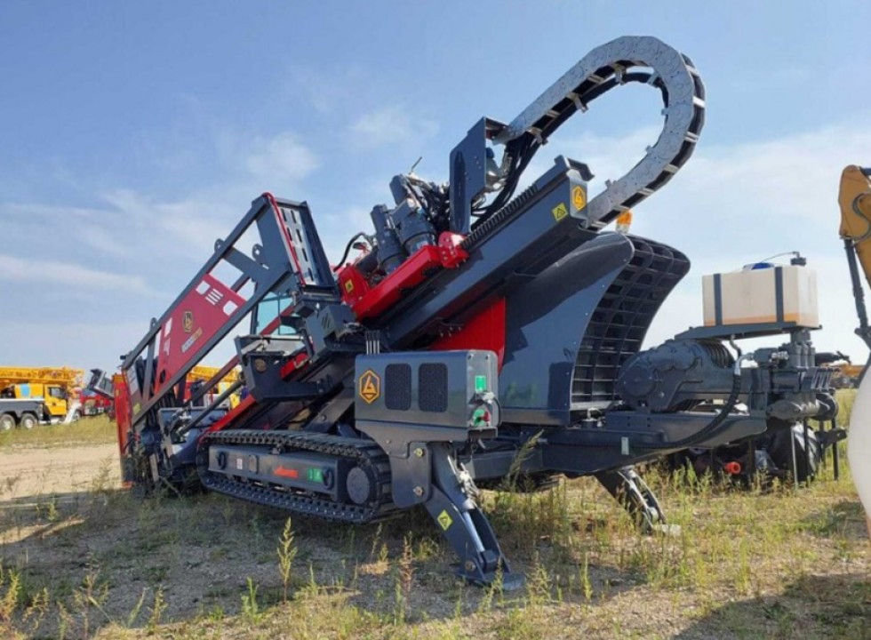 Установка ГНБ (горизонтально-направленного бурения) GOODENG GS360-LS