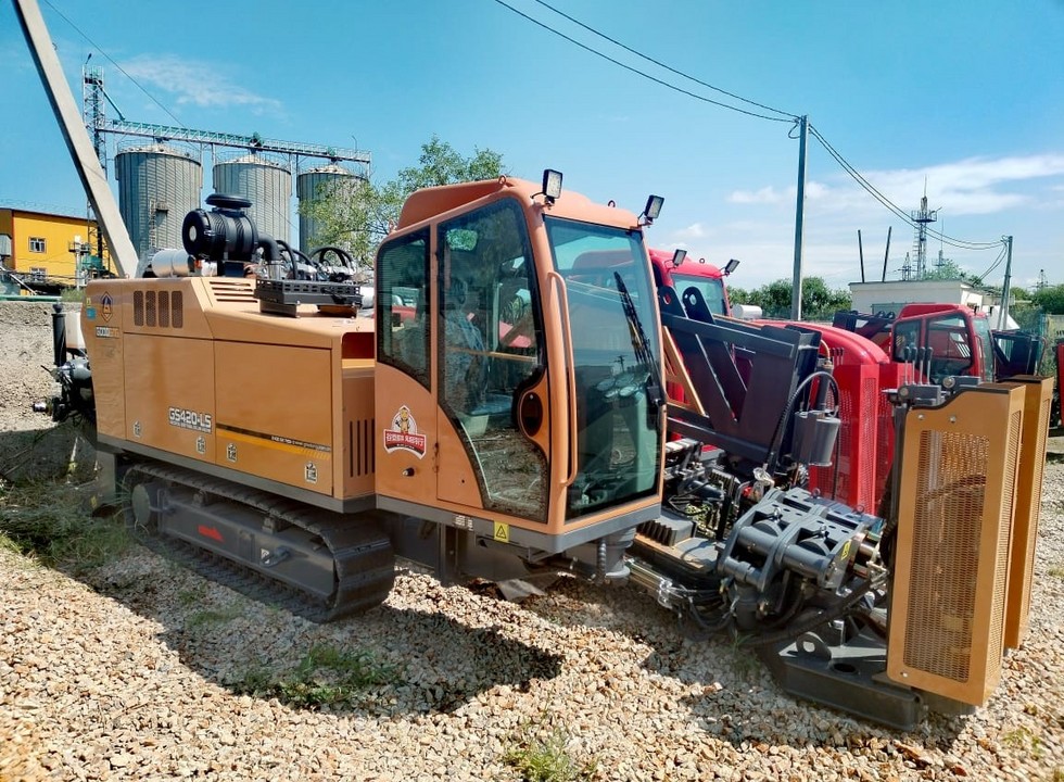 Установка ГНБ (горизонтально-направленного бурения) GOODENG GS420-LS