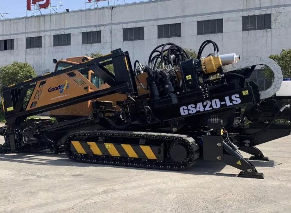 Установка ГНБ (горизонтально-направленного бурения) GOODENG GS420-LS